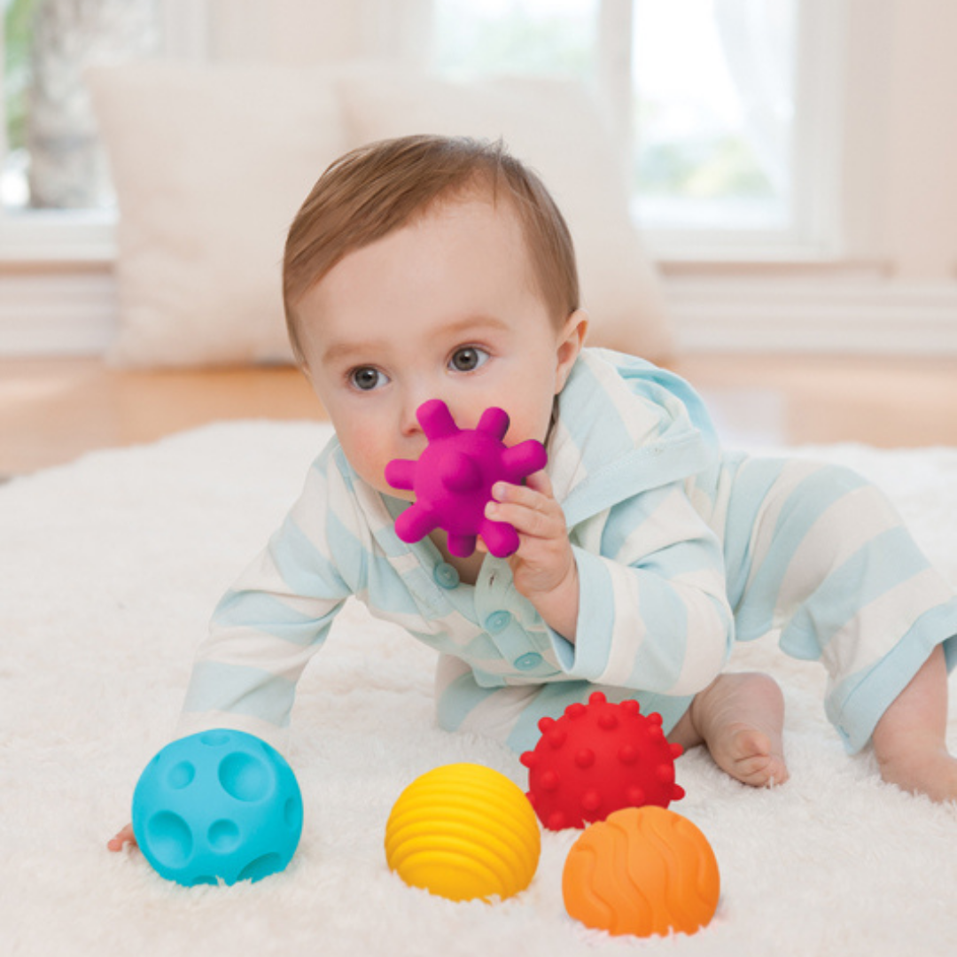 Infantino Textured Sensory Baby Ball Set